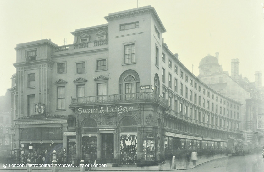 Regent Street - 1925 -    