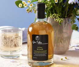 normal hot cross gin